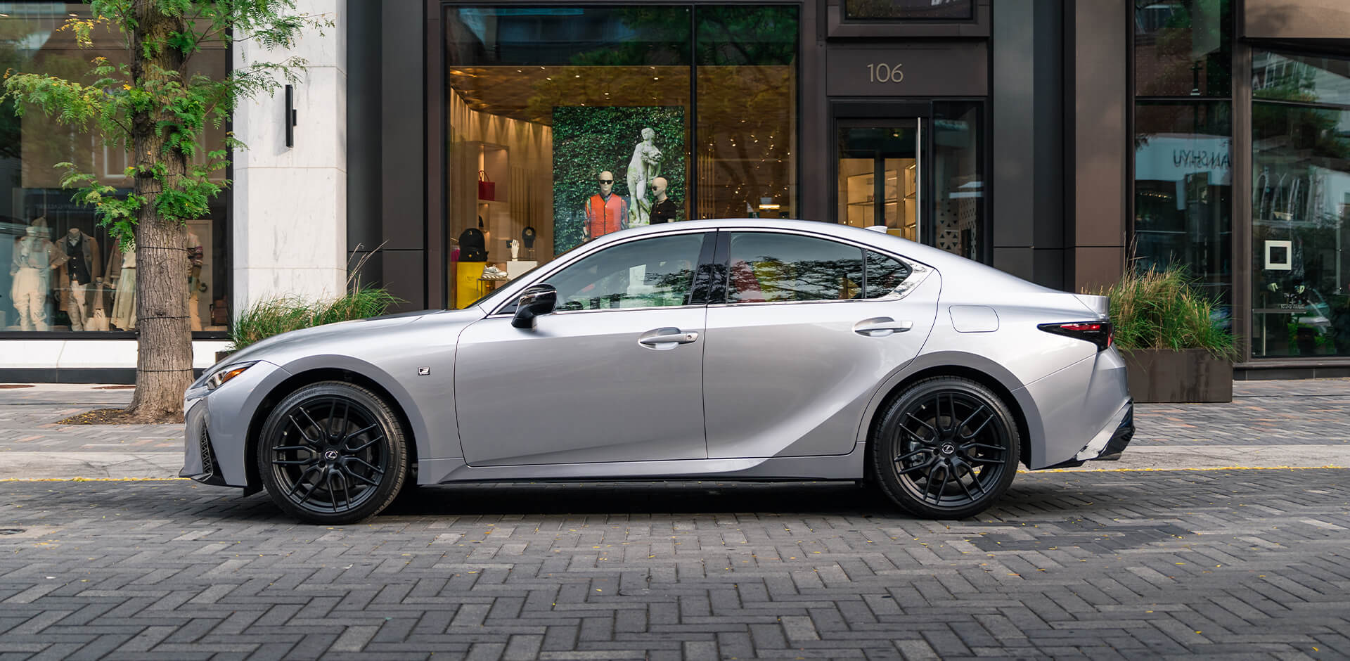 Lexus IS 300h F SPORT | Hybrid | Lexus Brunei | NBT Brunei