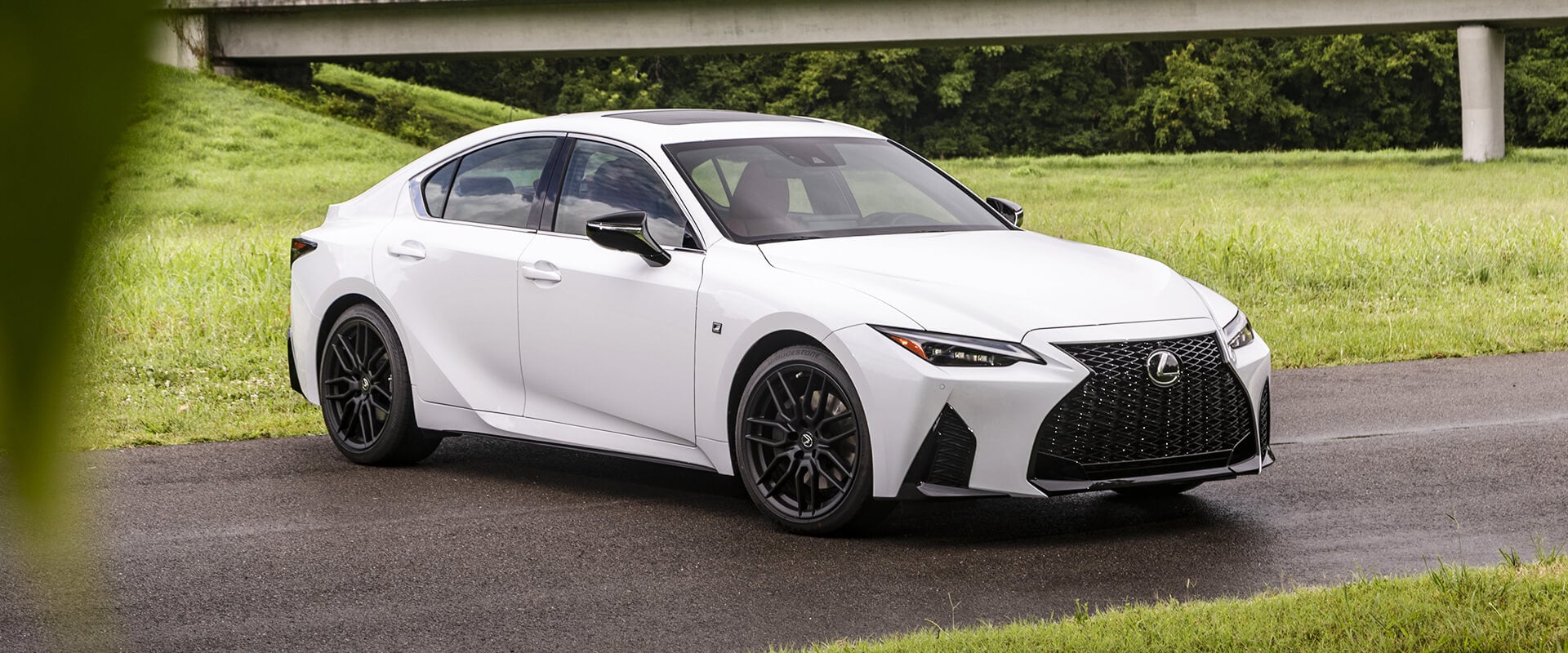 Lexus IS 300h F SPORT | Hybrid | Lexus Brunei | NBT Brunei